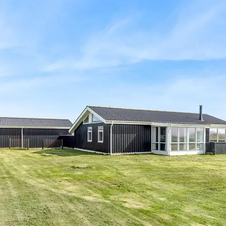 Arild - 300m From The Sea By Interhome
