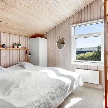 Arild - 300m From The Sea By Interhome *